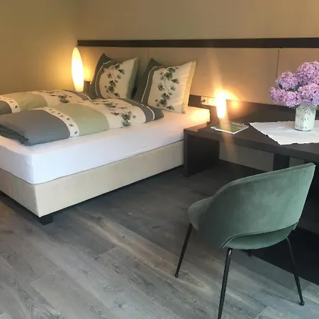 Huber Apartment *